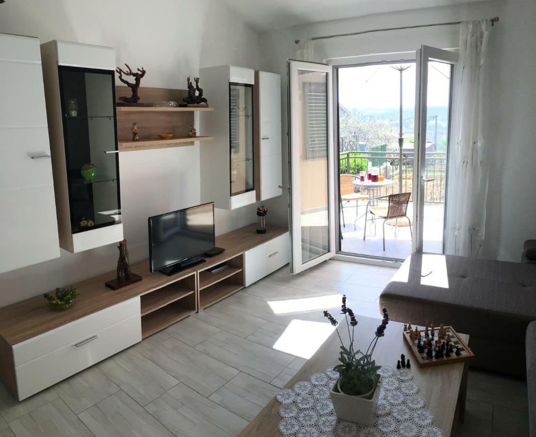 Apartment Marica Posedarje Exteriör bild